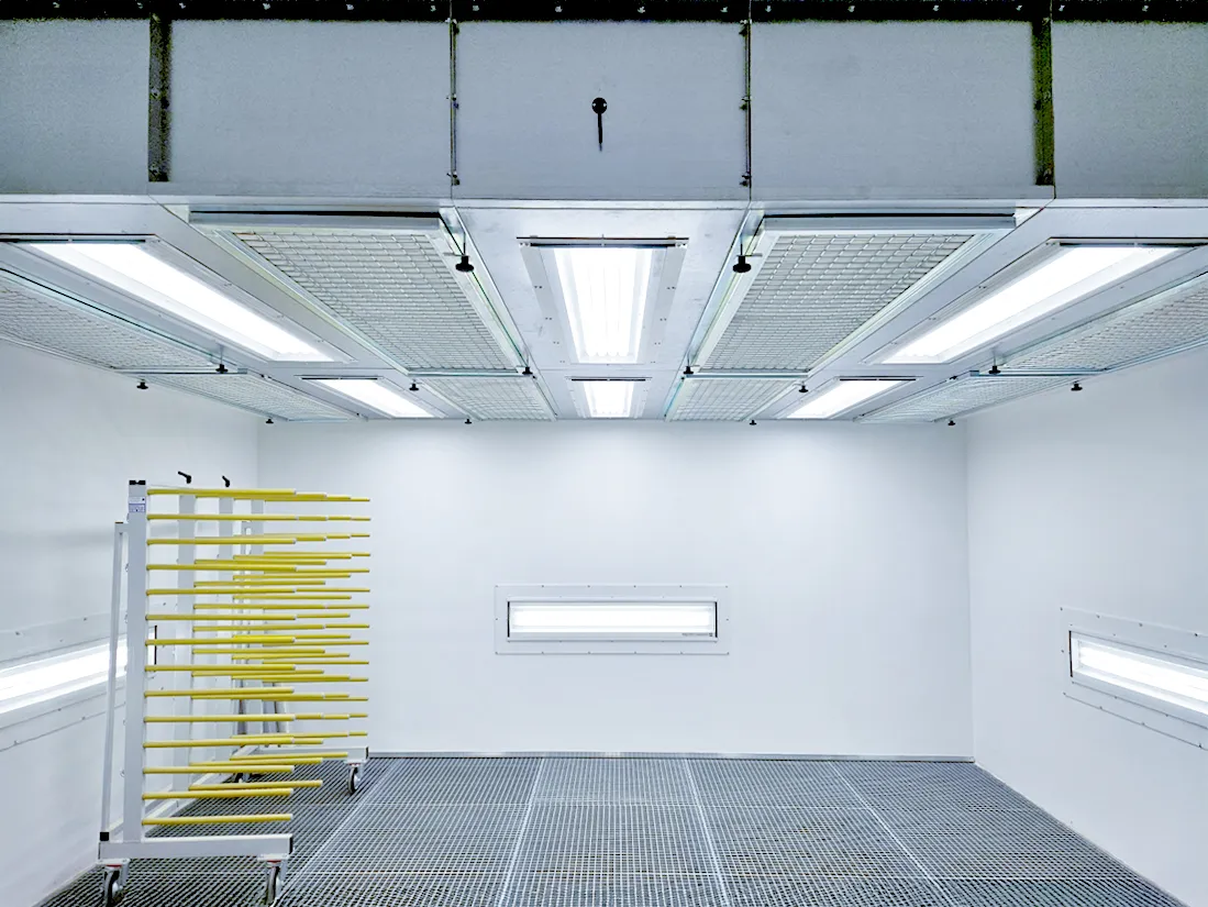 Holzoberflaeche-feige-lackieranlagen